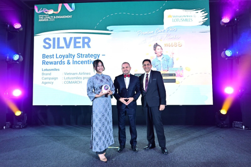 Comarch and Vietnam Airlines Win Silver at the Loyalty & Engagement Awards 2025 in Singapore